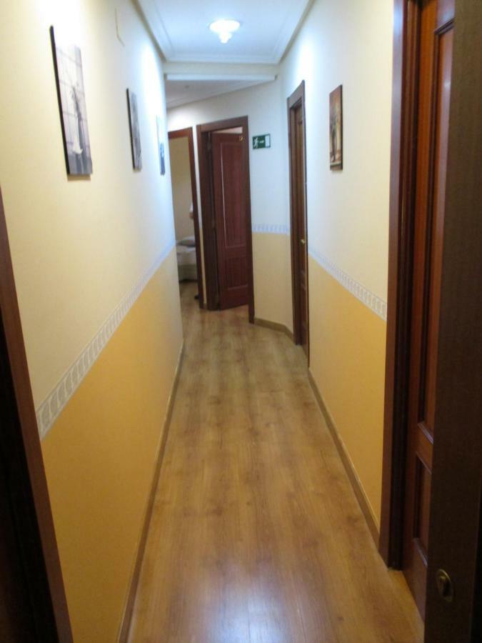 Hostal Becares 팔렌시아 외부 사진